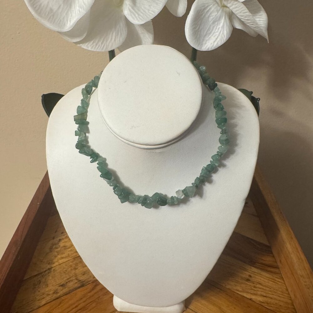 FESTOON  STATEMENT NECKLACE